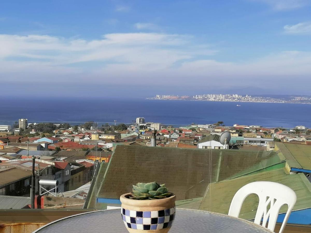 Hostal lala porteña vista al mar, baño privado y desayuno Valparaíso Exterior foto