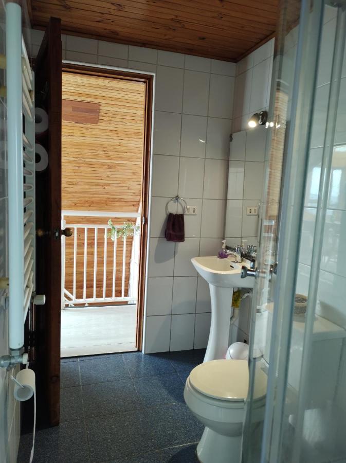 Hostal lala porteña vista al mar, baño privado y desayuno Valparaíso Exterior foto