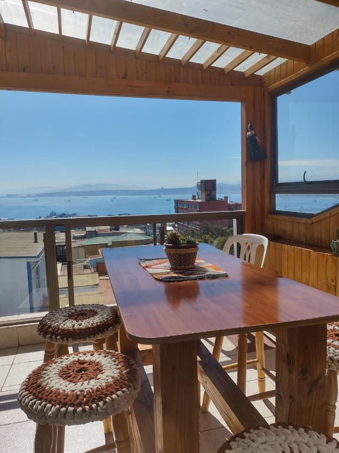 Hostal lala porteña vista al mar, baño privado y desayuno Valparaíso Exterior foto