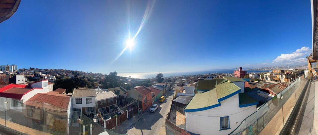 Hostal lala porteña vista al mar, baño privado y desayuno Valparaíso Exterior foto