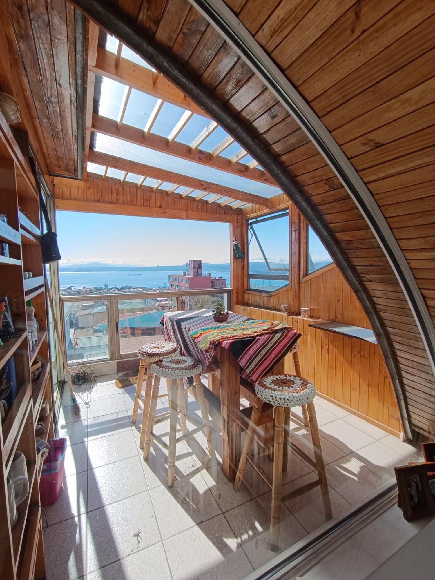 Hostal lala porteña vista al mar, baño privado y desayuno Valparaíso Exterior foto