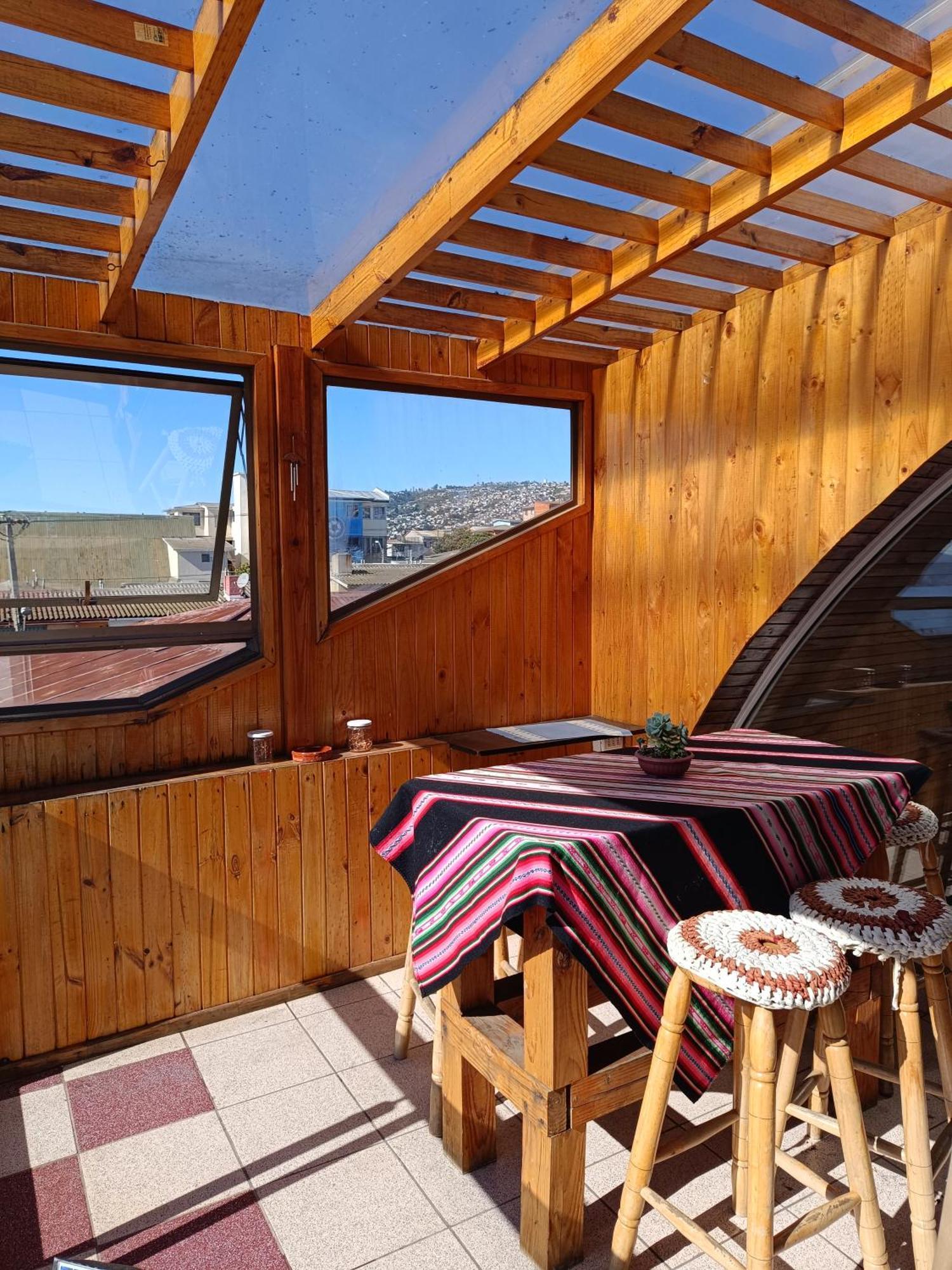 Hostal lala porteña vista al mar, baño privado y desayuno Valparaíso Exterior foto