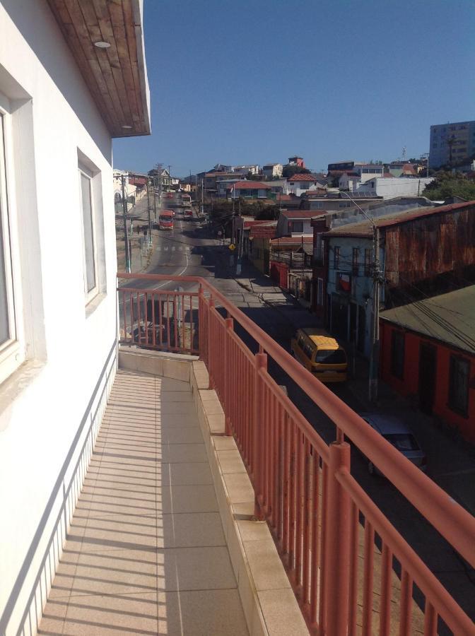 Hostal lala porteña vista al mar, baño privado y desayuno Valparaíso Exterior foto