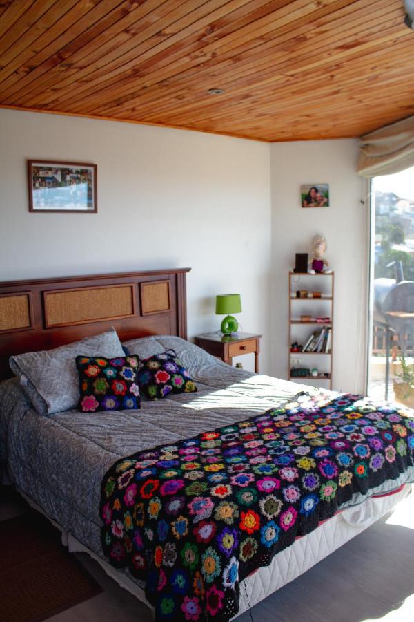Hostal lala porteña vista al mar, baño privado y desayuno Valparaíso Exterior foto